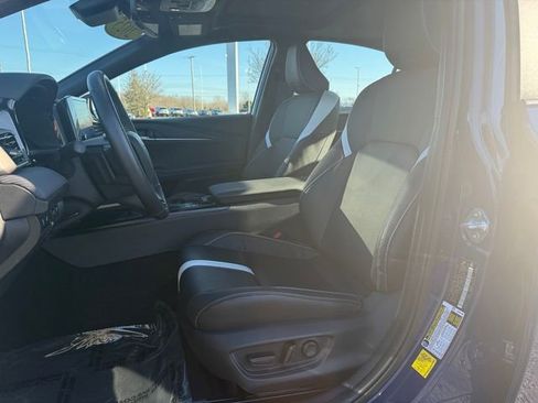 Certified 2025 Toyota Camry SE w/ Convenience Package image 14