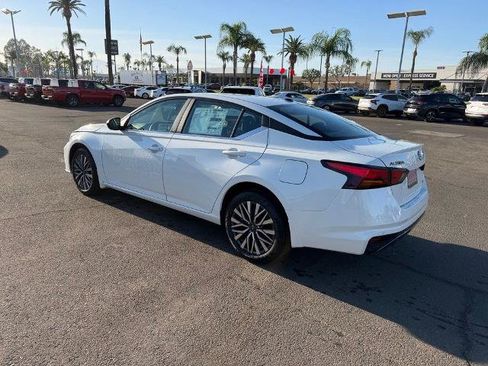New 2026 Nissan Altima 2.5 SV AWD/4WD image 4