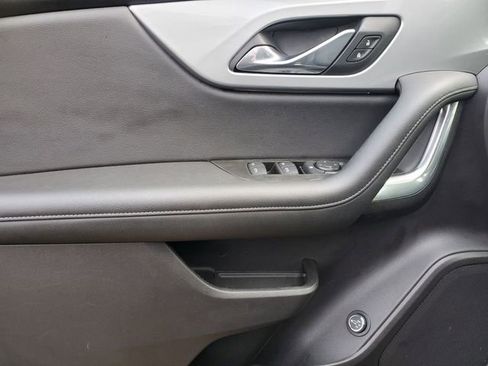 Used 2019 Chevrolet Blazer LT image 20