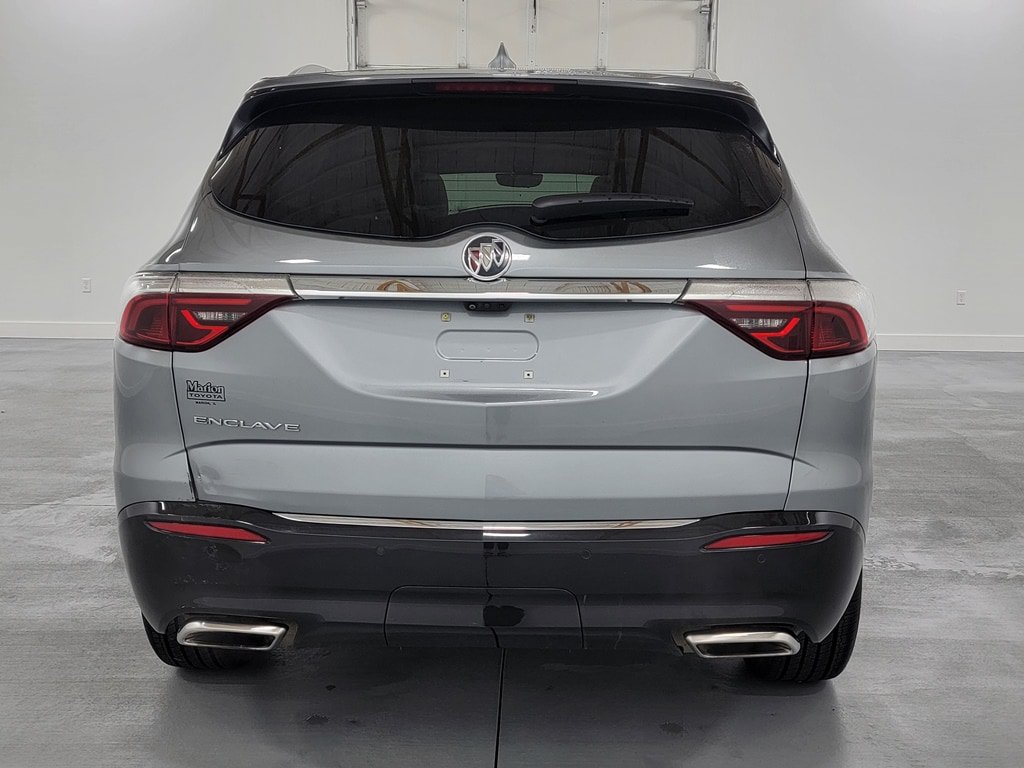 Used 2023 Buick Enclave Premium w/ Experience Buick Package FWD image 7
