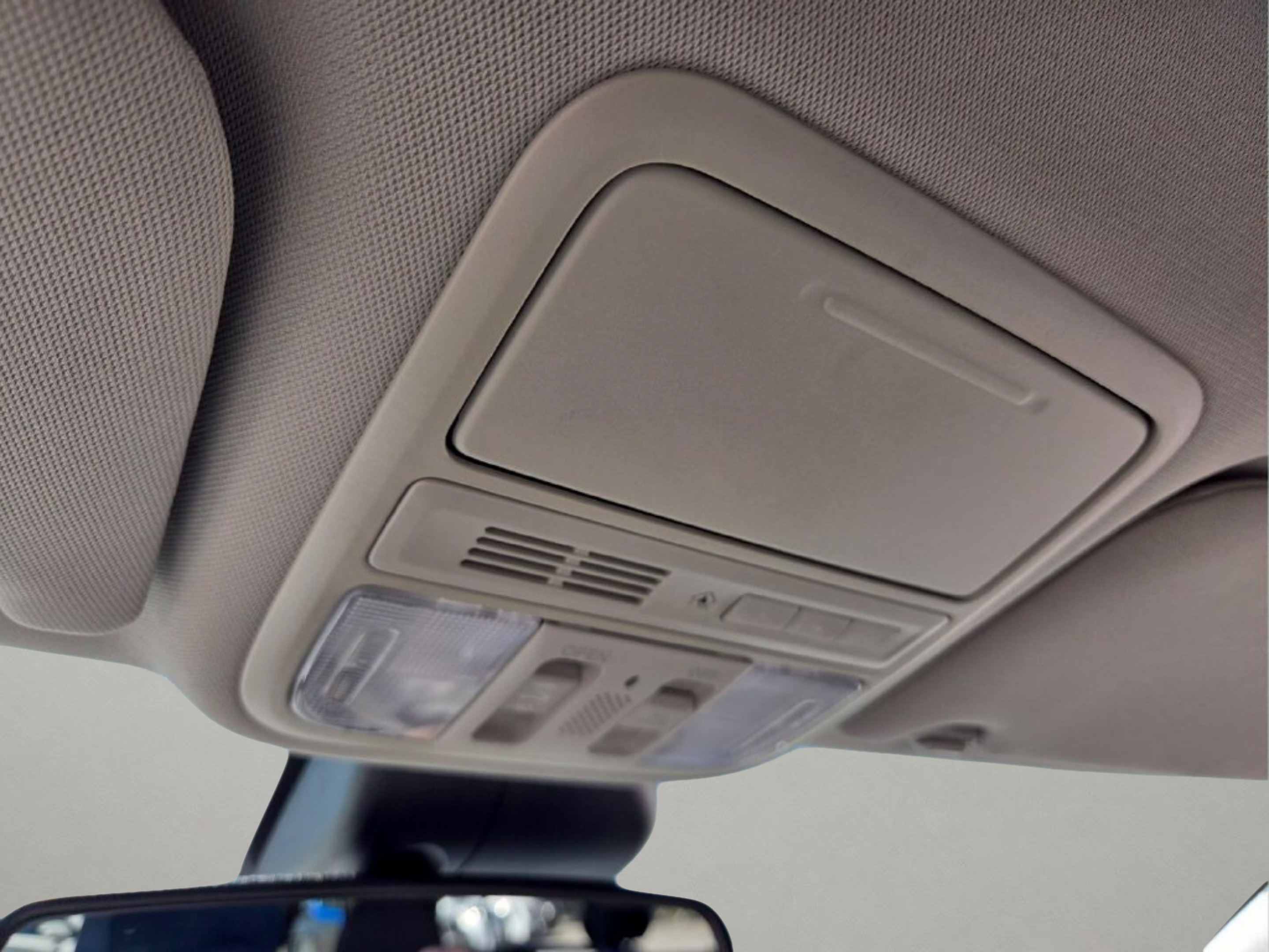 Used 2015 Honda Odyssey EX-L image 30
