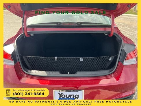 Used 2023 Hyundai Elantra SEL image 23