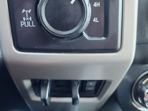 Used 2019 Ford F250 Lariat w/ Lariat Ultimate Package AWD/4WD image 25
