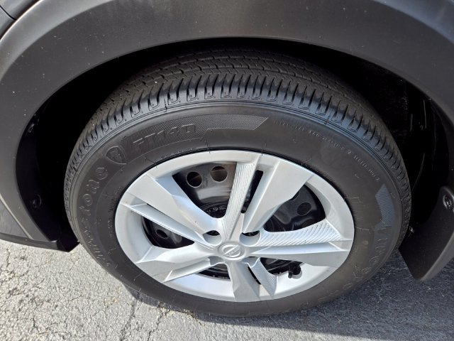 Used 2025 Nissan Kicks Play S FWD image 23