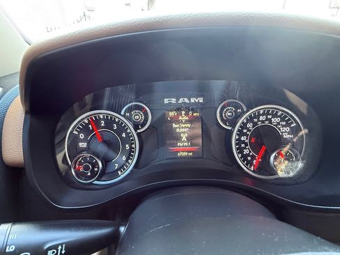 Used 2020 RAM 1500 Big Horn AWD/4WD image 30