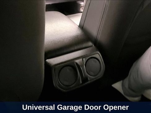 Used 2019 Jeep Wrangler Sport w/ Quick Order Package 23S AWD/4WD image 13