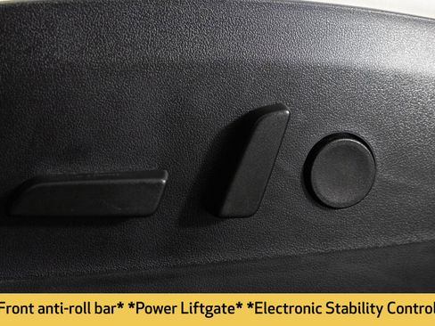 Used 2020 Tesla Model Y Long Range image 21