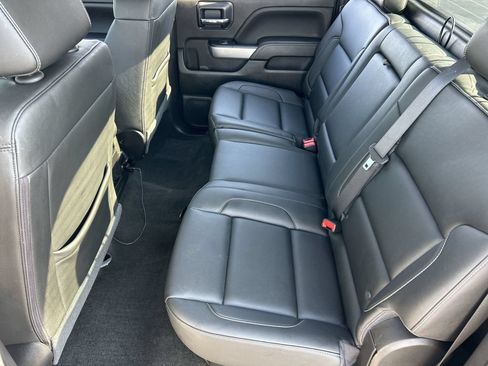 Used 2018 Chevrolet Silverado 1500 LT w/ All Star Edition AWD/4WD image 25