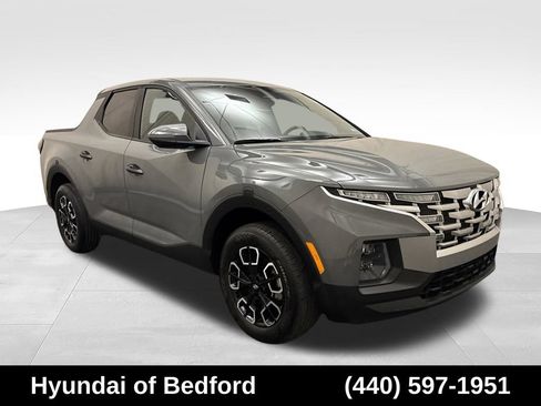 Used 2024 Hyundai Santa Cruz SEL AWD/4WD image 3