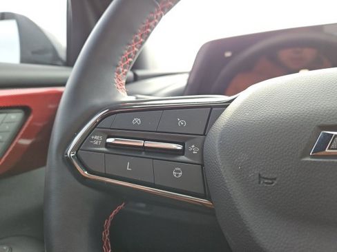 Certified 2024 Chevrolet Traverse RS w/ LPO, Floor Liner Package image 44