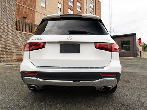 Used 2020 Mercedes-Benz GLB 250 4MATIC w/ Premium Package image 5
