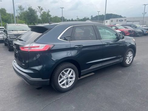 Used 2024 Ford Edge SEL w/ Convenience Package AWD/4WD image 2