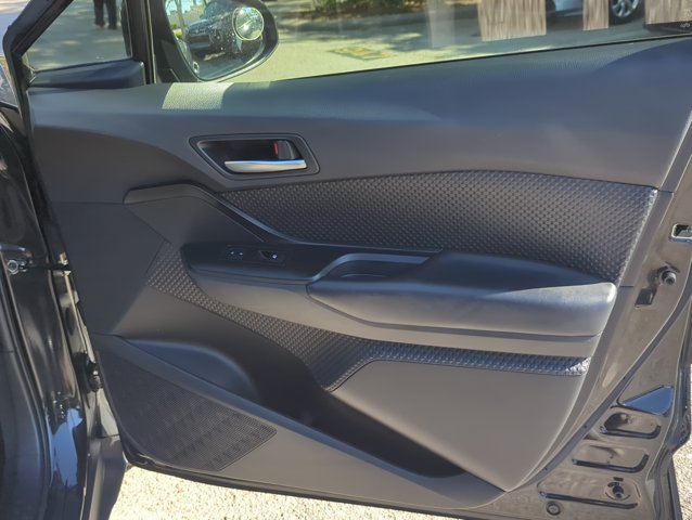Used 2019 Toyota C-HR LE FWD image 23