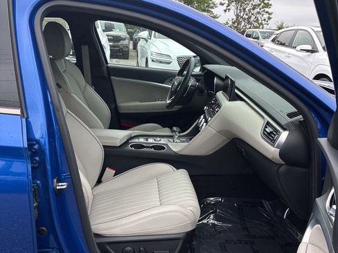 Used 2023 Genesis G70 2.0T w/ Sport Prestige Package AWD/4WD image 4