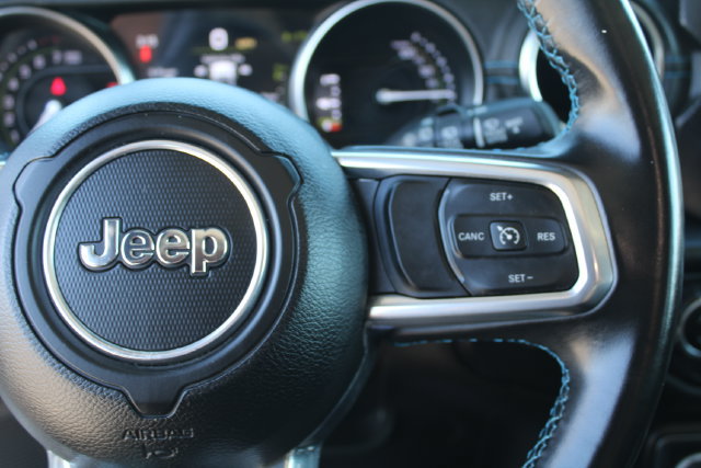Used 2022 Jeep Wrangler Unlimited Rubicon 4xe AWD/4WD image 19