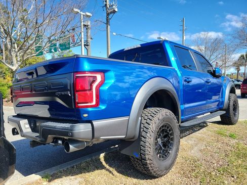 Used 2018 Ford F150 Raptor w/ Equipment Group 802A Luxury image 14