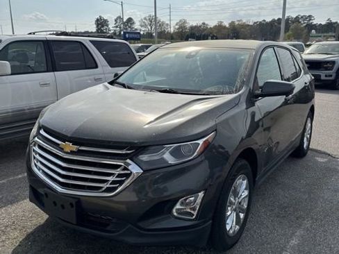 Used 2020 Chevrolet Equinox LT image 2