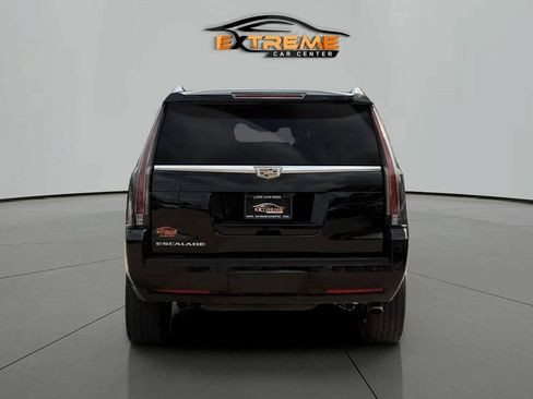 Used 2016 Cadillac Escalade Luxury AWD/4WD image 5