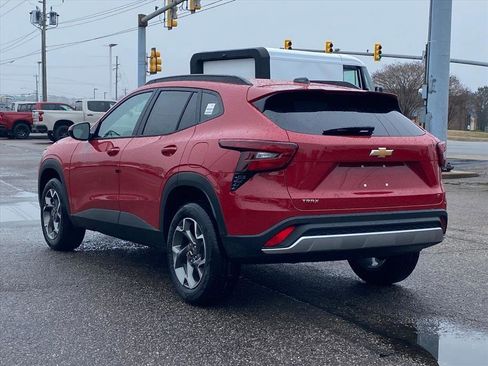 New 2026 Chevrolet Trax LT w/ LT Convenience Package image 5