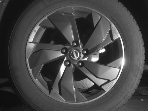 Used 2025 Nissan Rogue SV image 14