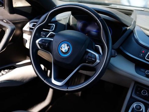 Used 2015 BMW i8 Pure Impulse World image 31