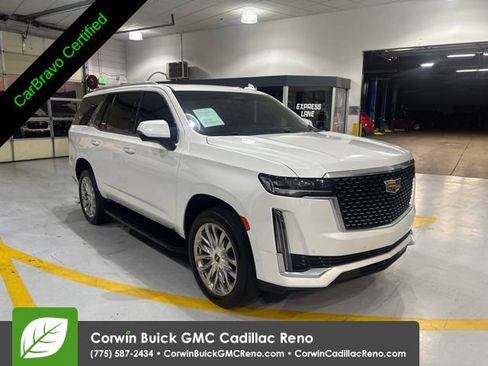 Used 2021 Cadillac Escalade Premium Luxury AWD/4WD image 3