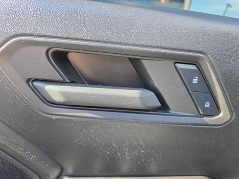 Used 2024 Chevrolet Colorado W/T image 25