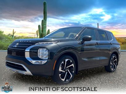 Used 2023 Mitsubishi Outlander SE