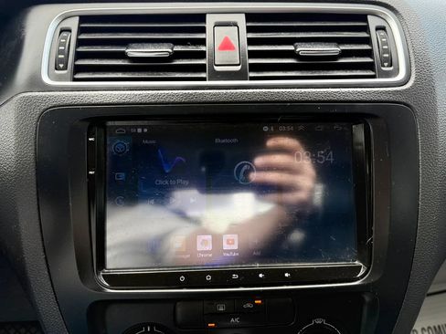 Used 2014 Volkswagen Jetta SE FWD image 14