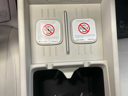 New 2026 Hyundai Santa Fe SE image 19