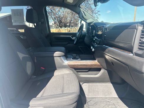 Used 2025 GMC Sierra 3500 SLE w/ SLE Convenience Package AWD/4WD image 30