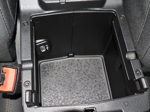 Used 2020 Jeep Gladiator Sport image 27