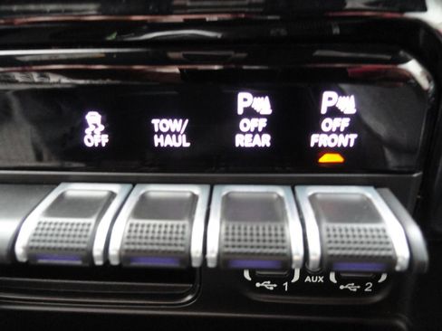 Used 2021 RAM 1500 Laramie w/ Night Edition AWD/4WD image 23