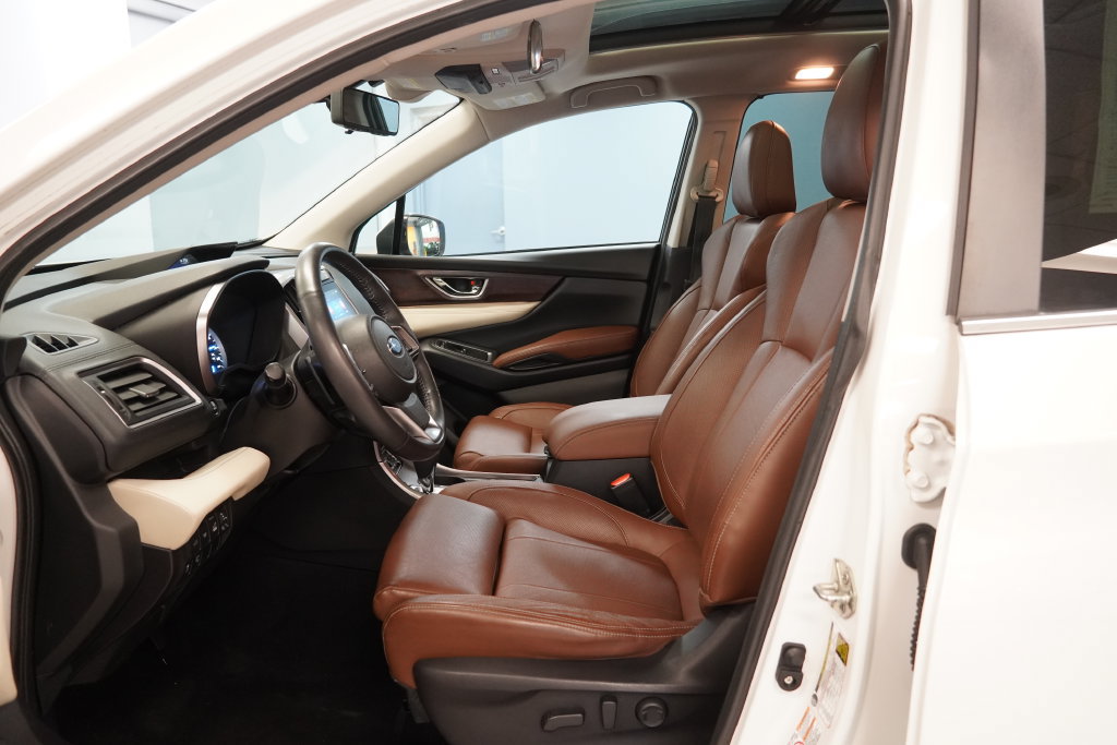 Used 2020 Subaru Ascent Touring AWD/4WD image 6