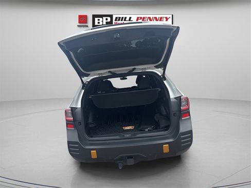 Used 2025 Subaru Outback Wilderness image 13