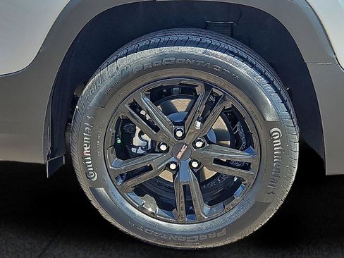 Used 2023 GMC Terrain AT4 AWD/4WD image 8