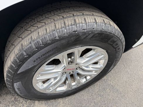 Used 2021 GMC Yukon XL SLT AWD/4WD image 30