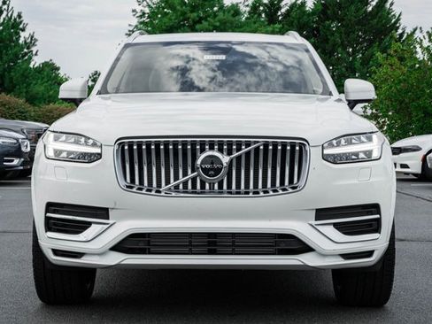New 2025 Volvo XC90 T8 Ultra w/ Protection Package Premier image 2