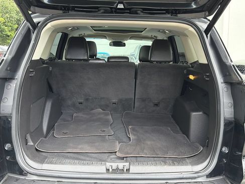 Used 2018 Ford Escape Titanium w/ Ford Safe & Smart Package AWD/4WD image 7