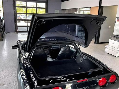 Used 1999 Chevrolet Corvette Coupe RWD image 21