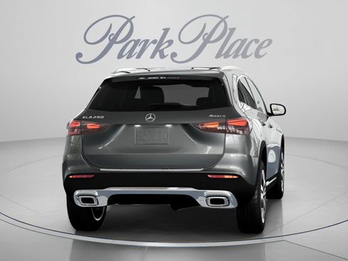 New 2026 Mercedes-Benz GLA 250 4MATIC image 18