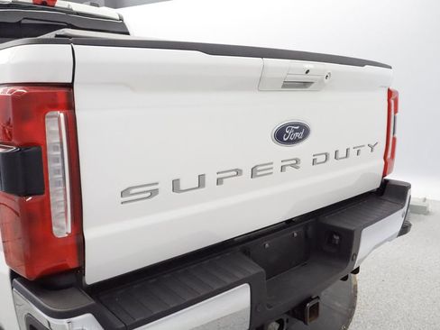 Used 2023 Ford F350 Lariat w/ Lariat Ultimate Package AWD/4WD image 20