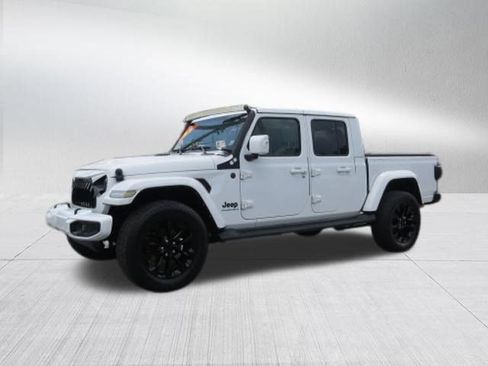Used 2023 Jeep Gladiator Overland AWD/4WD image 6