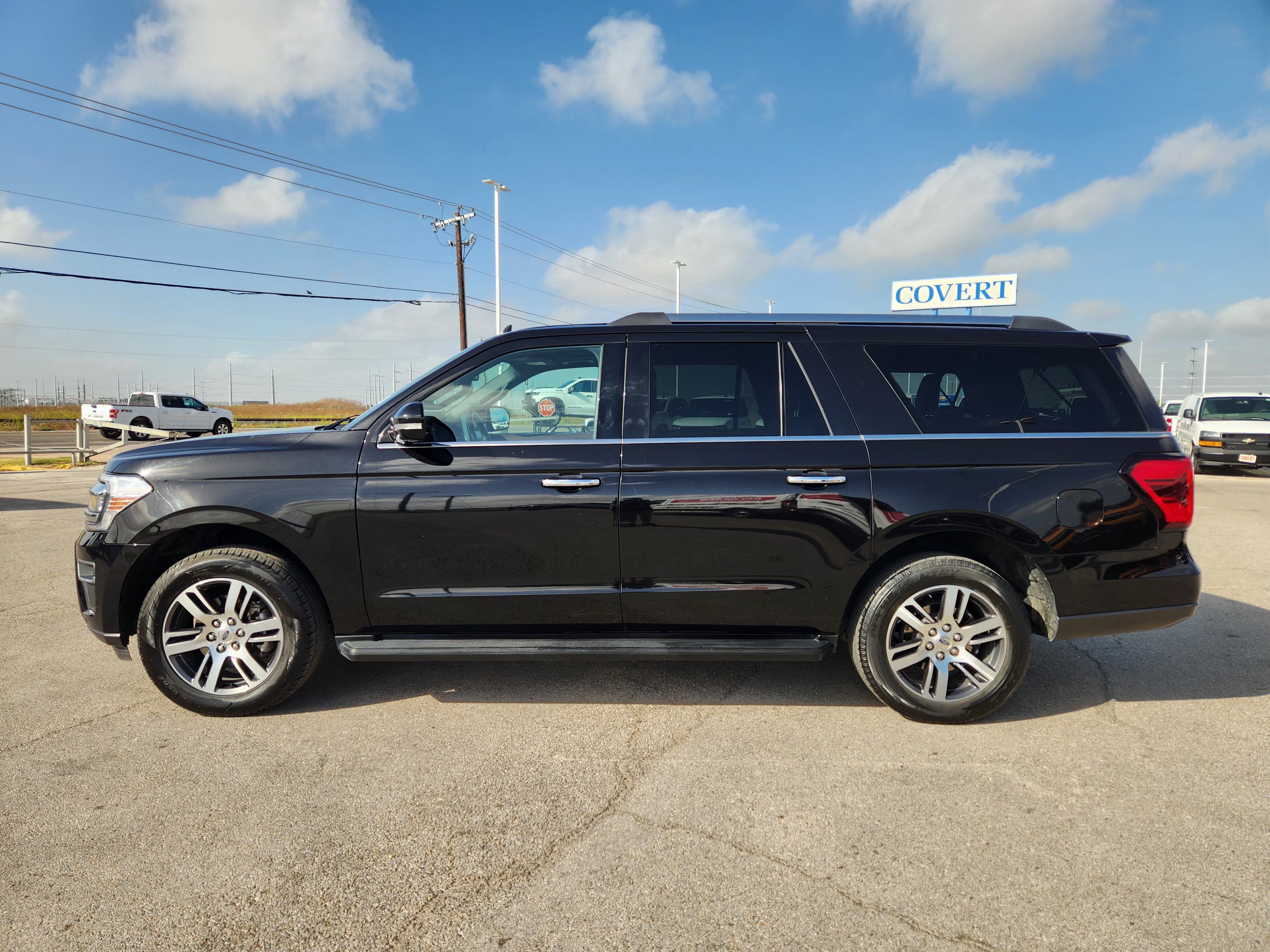 Used 2024 Ford Expedition Max Limited AWD/4WD image 4