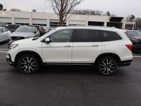 Used 2019 Honda Pilot Touring image 7