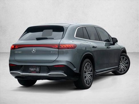 Certified 2023 Mercedes-Benz EQS 580 4MATIC SUV image 4