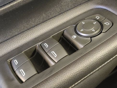 Used 2022 GMC Terrain SLT w/ LPO, Cargo Package AWD/4WD image 27