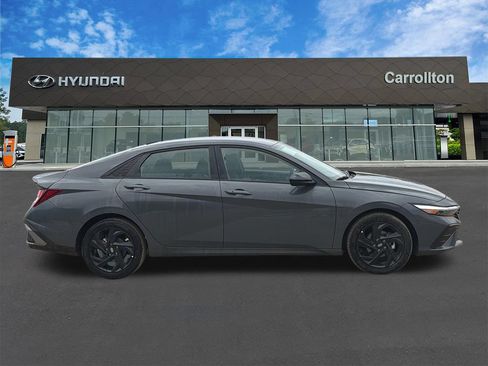 New 2026 Hyundai Elantra Sport FWD image 5