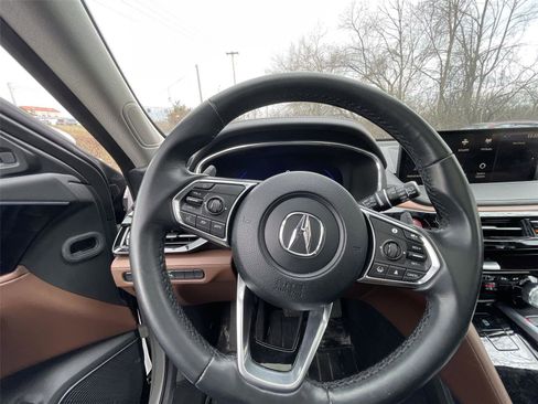 Used 2023 Acura MDX SH-AWD w/ Technology Package image 15