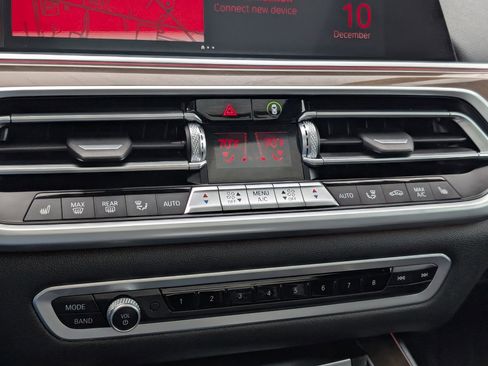 Used 2021 BMW X5 xDrive40i w/ Premium Package 3 image 23